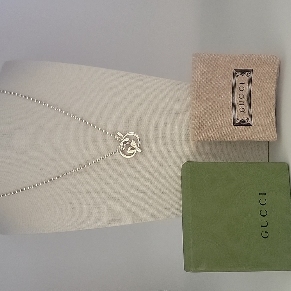 Gucci Sterling Silver Interlocking GG Brit Toggle Necklace - Picture 1 of 10